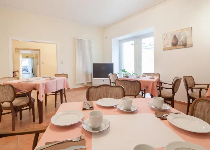 赫尔佐格酒店 3*